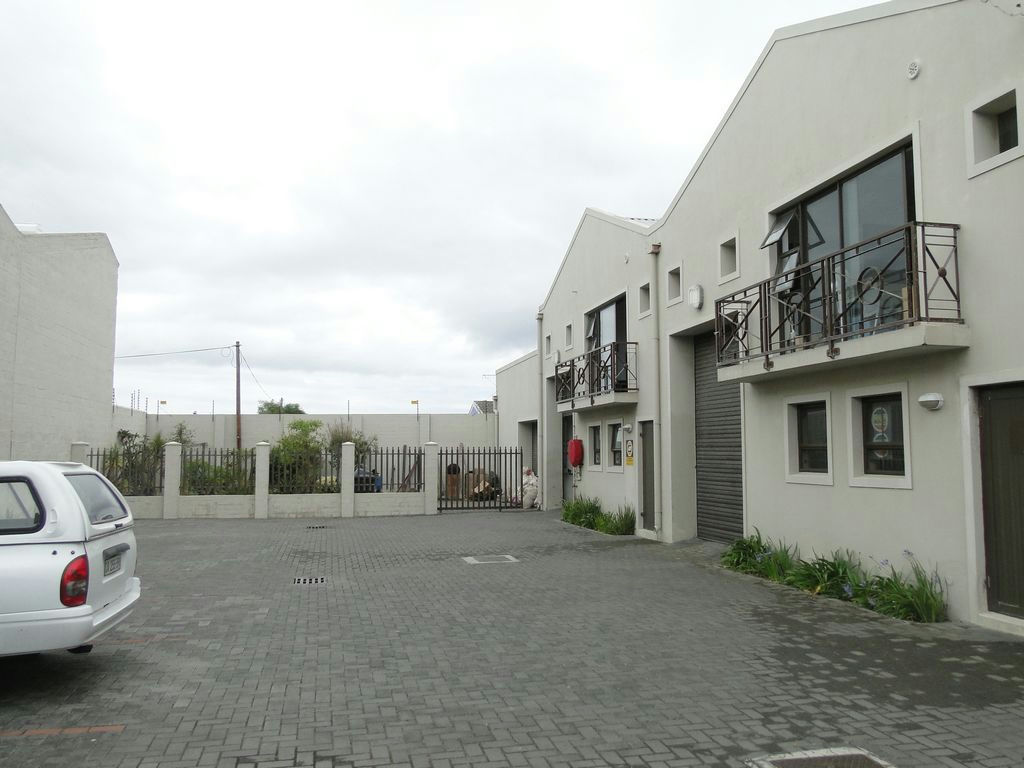 Marconi Beam Industria, Milnerton view