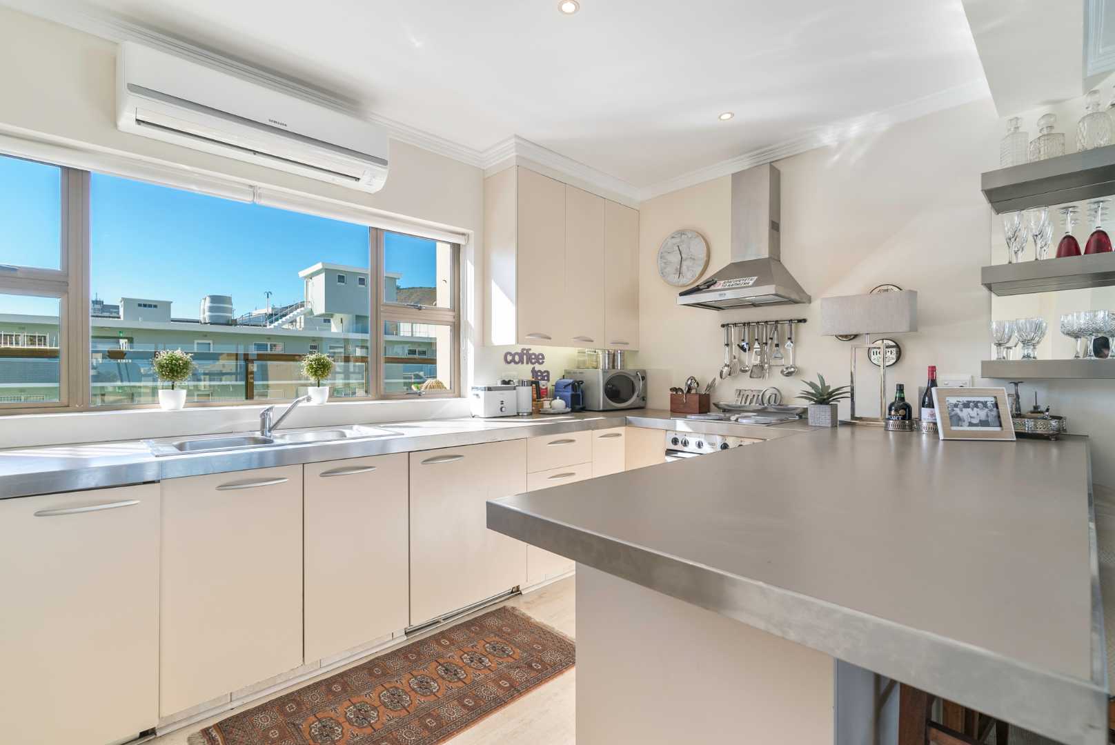 Sea Point Apartment For Sale in Sea Point, Cape Town was listed for