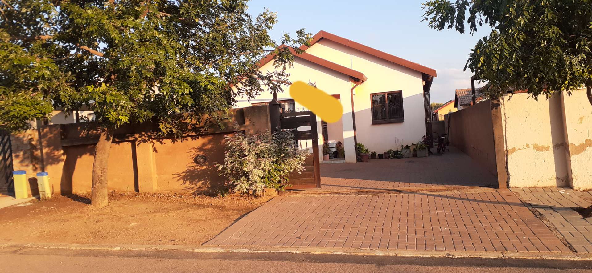 Soshanguve House For Sale in Soshanguve East Ext 4, Pretoria for sale