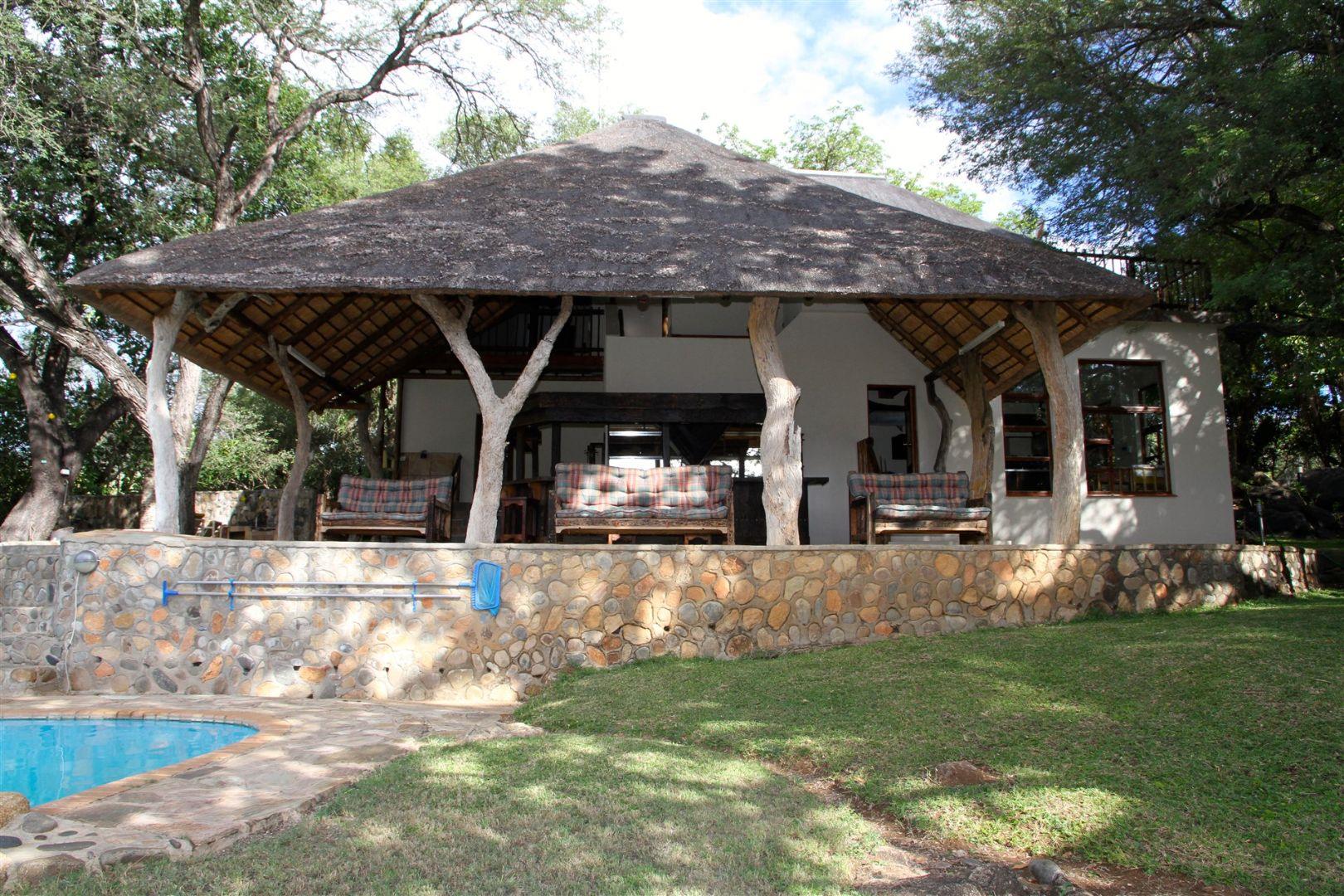8 Bedroom House in Ndlovumzi Nature Reserve For Sale R5,200,000 2151582