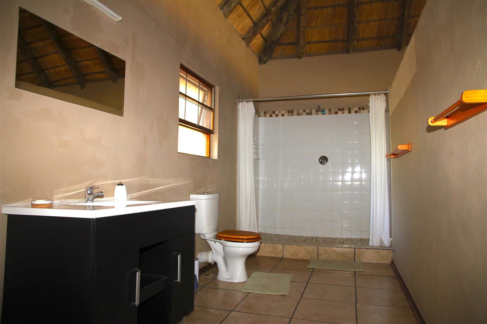 8 Bedroom House in Ndlovumzi Nature Reserve For Sale R5,200,000 2151582