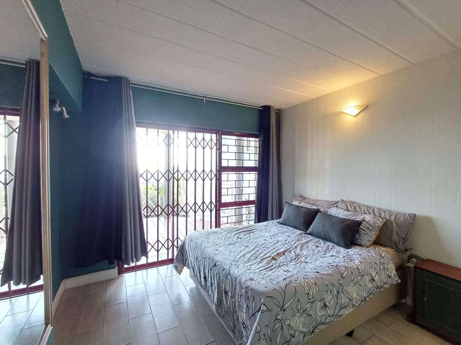 property-image