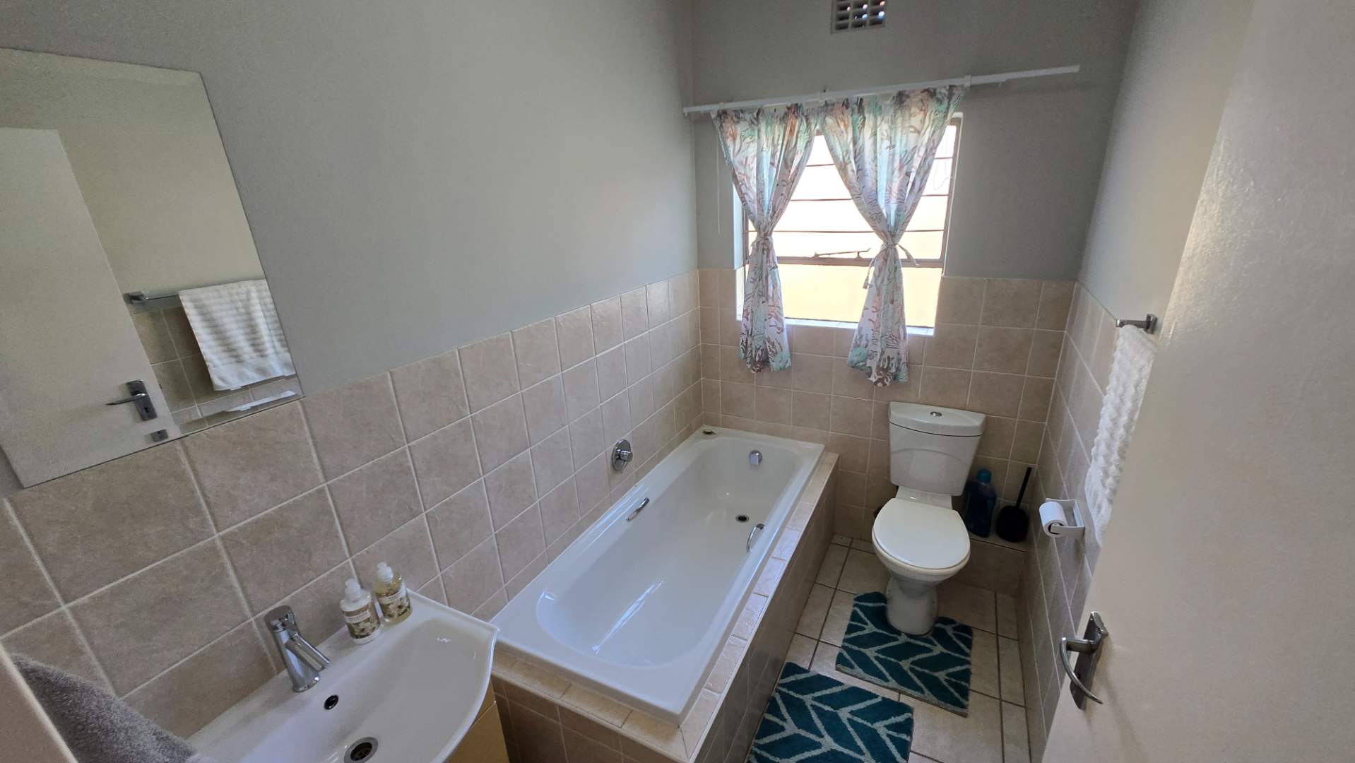 property-image