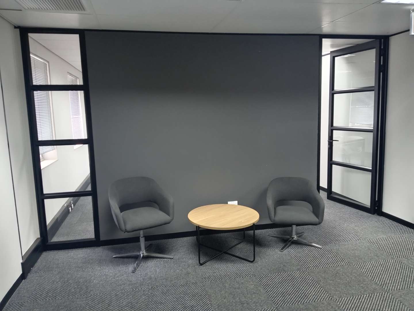 152m² Office in Greenstone Hill Central To Rent R35,000/month 2330688