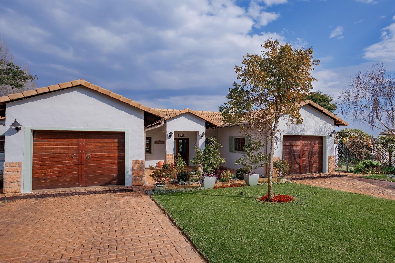 Luxurious SingleStorey House For Sale, Irene Farm Villages 2159752