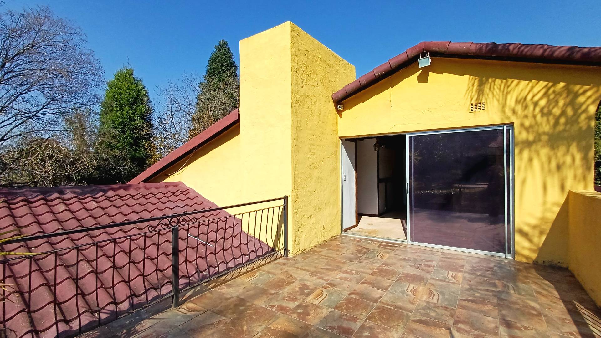 property-image