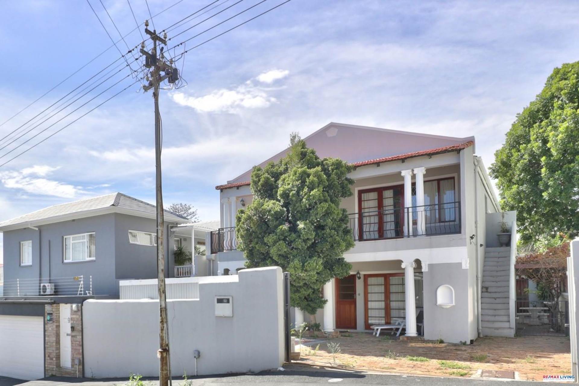 Sea Point House For Sale in Sea Point, Cape Town for sale in Western