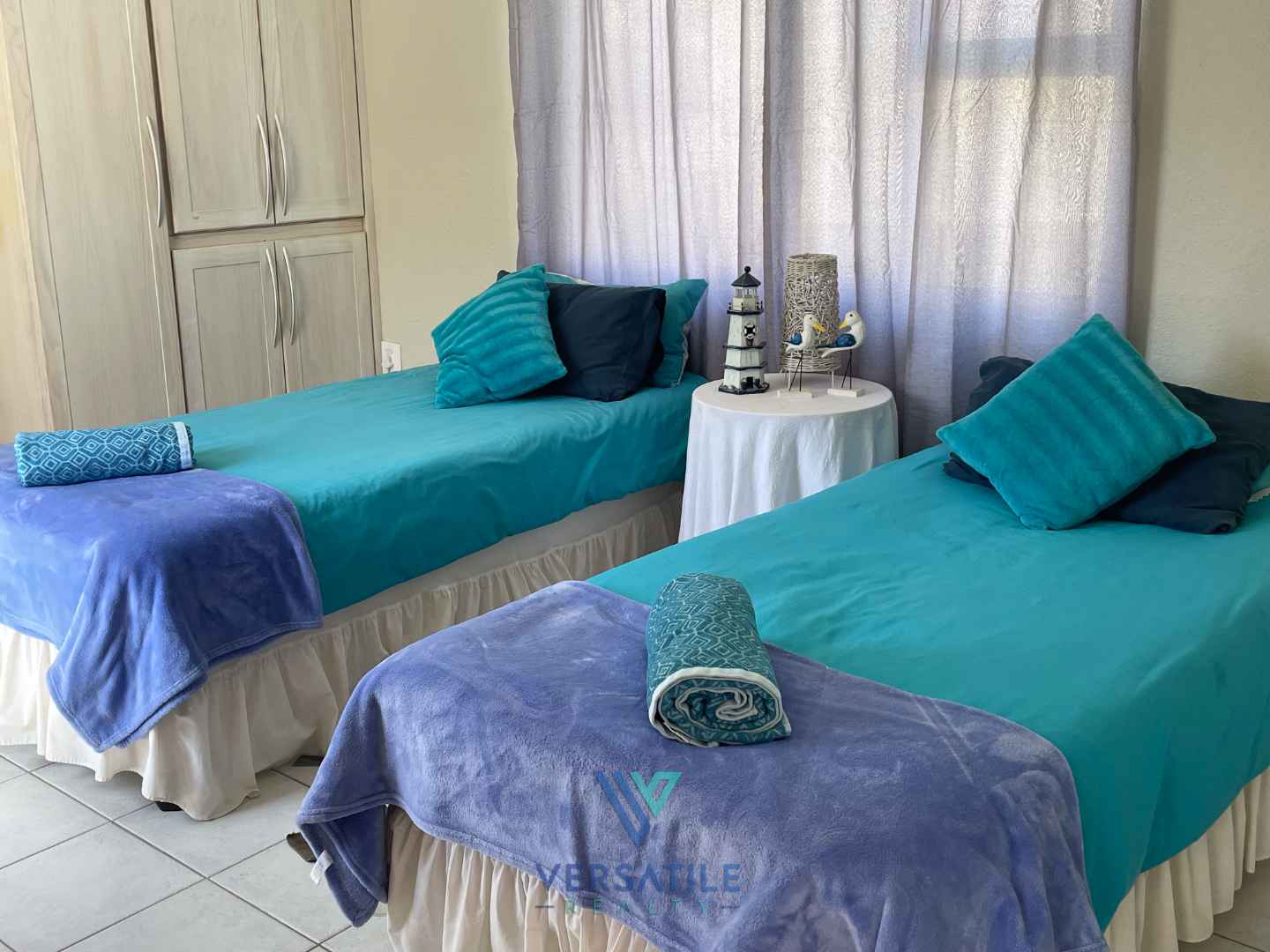 Stunning Beachfront Townhouse For Sale, Long Beach Must See! 2191407