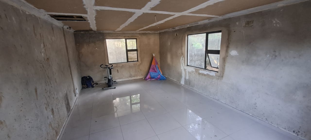 Brackenham Property property and houses for sale in Brackenham