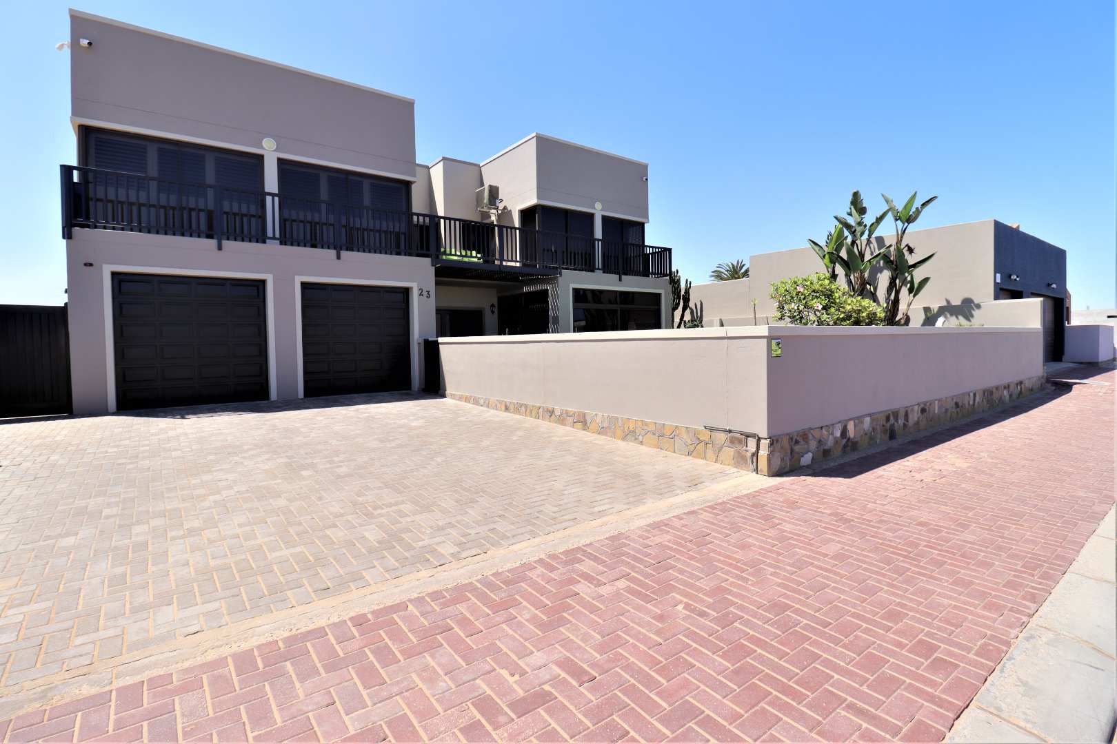 Dolphin Beach Property property and houses for sale in Dolphin Beach