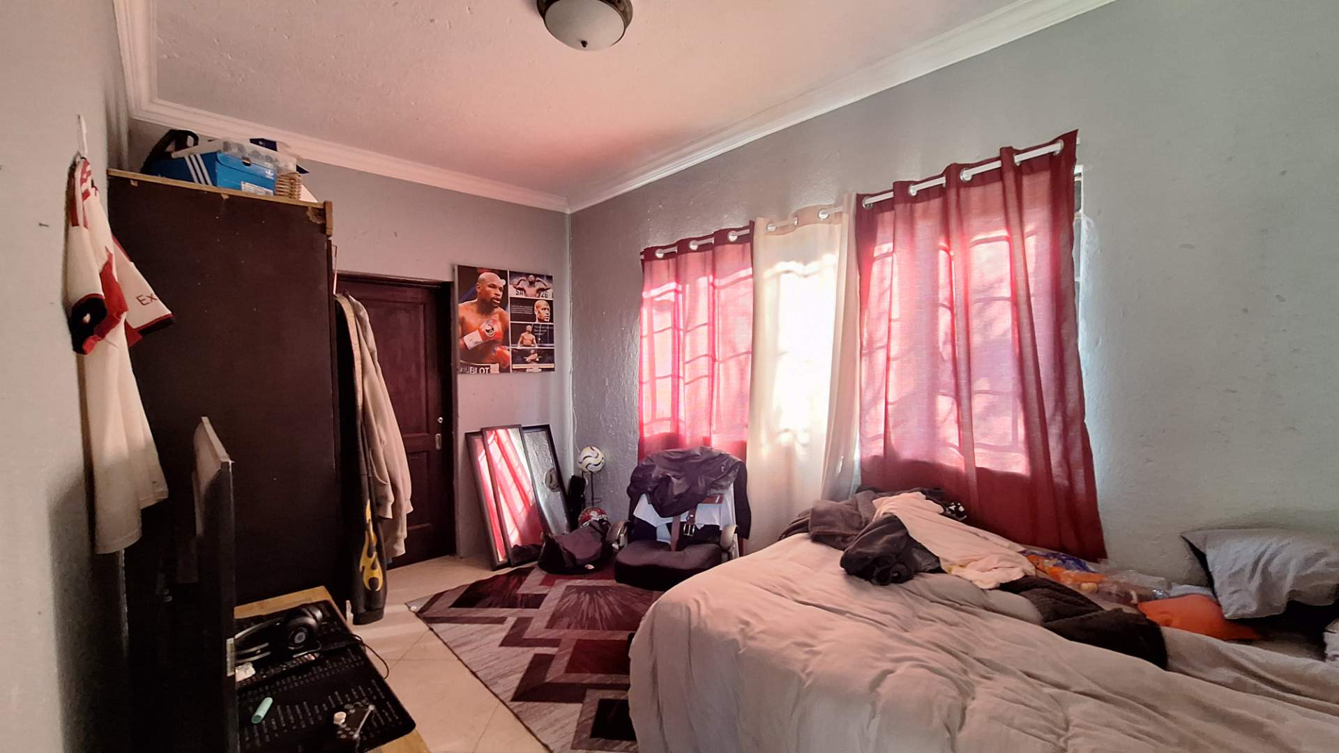 property-image