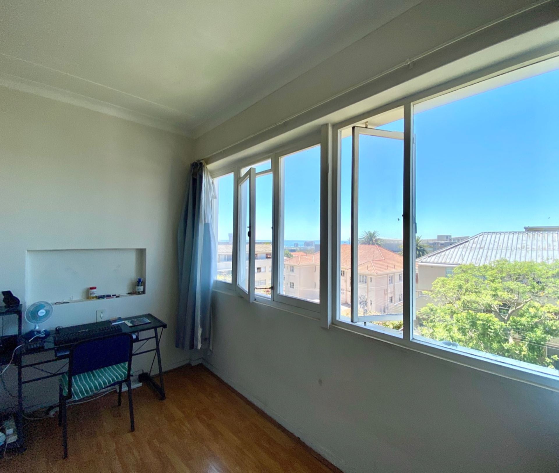 Green Point Apartment For Sale in GREEN POINT, CAPE TOWN was listed