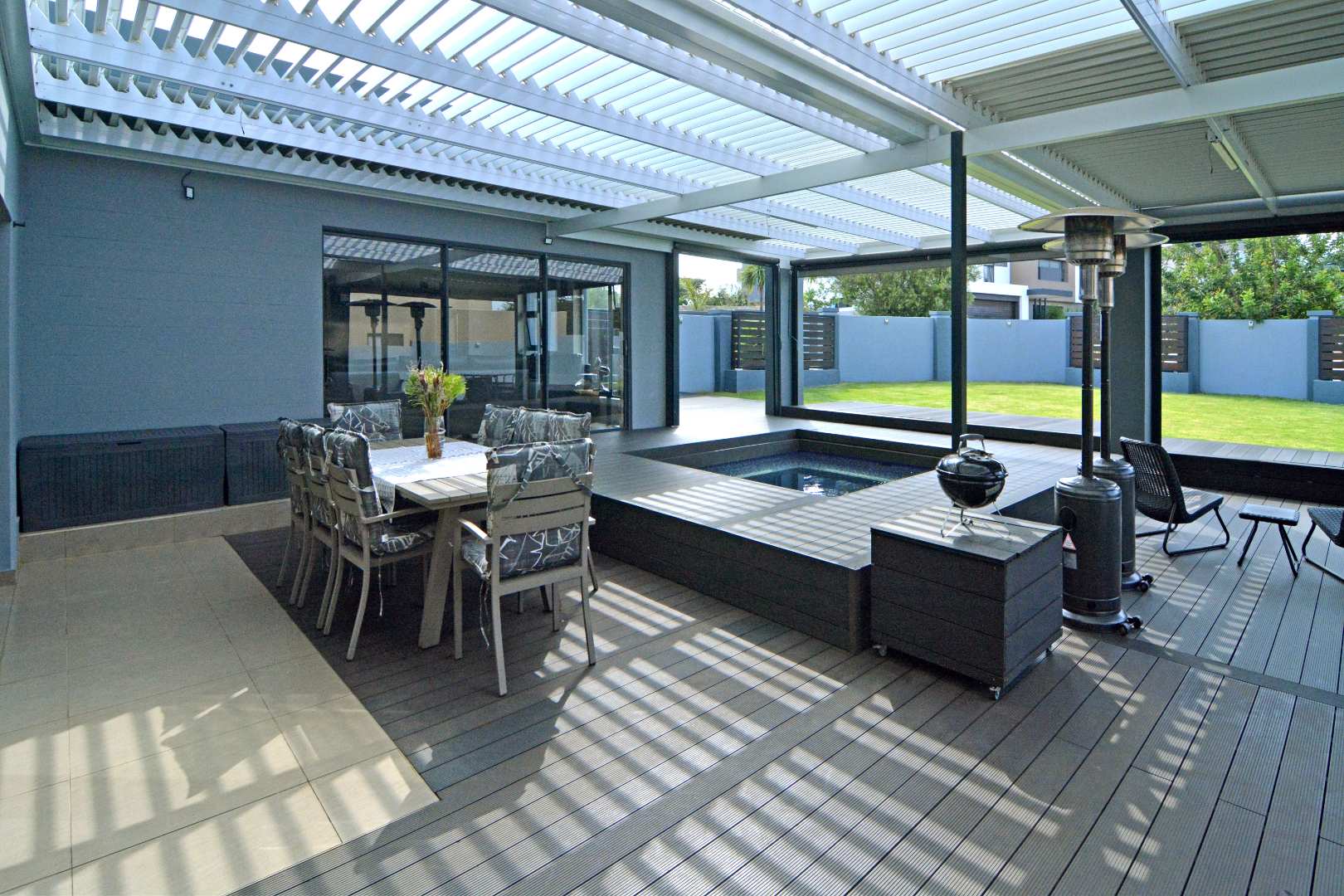 Luxury Single Level House For Sale in Midstream Hill 2134807 MyProperty