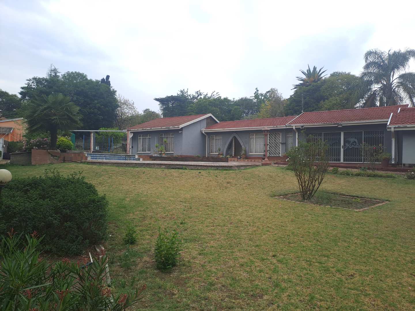 Spacious 3Bedroom House for Sale in Lombardy East, Ideal Family Home