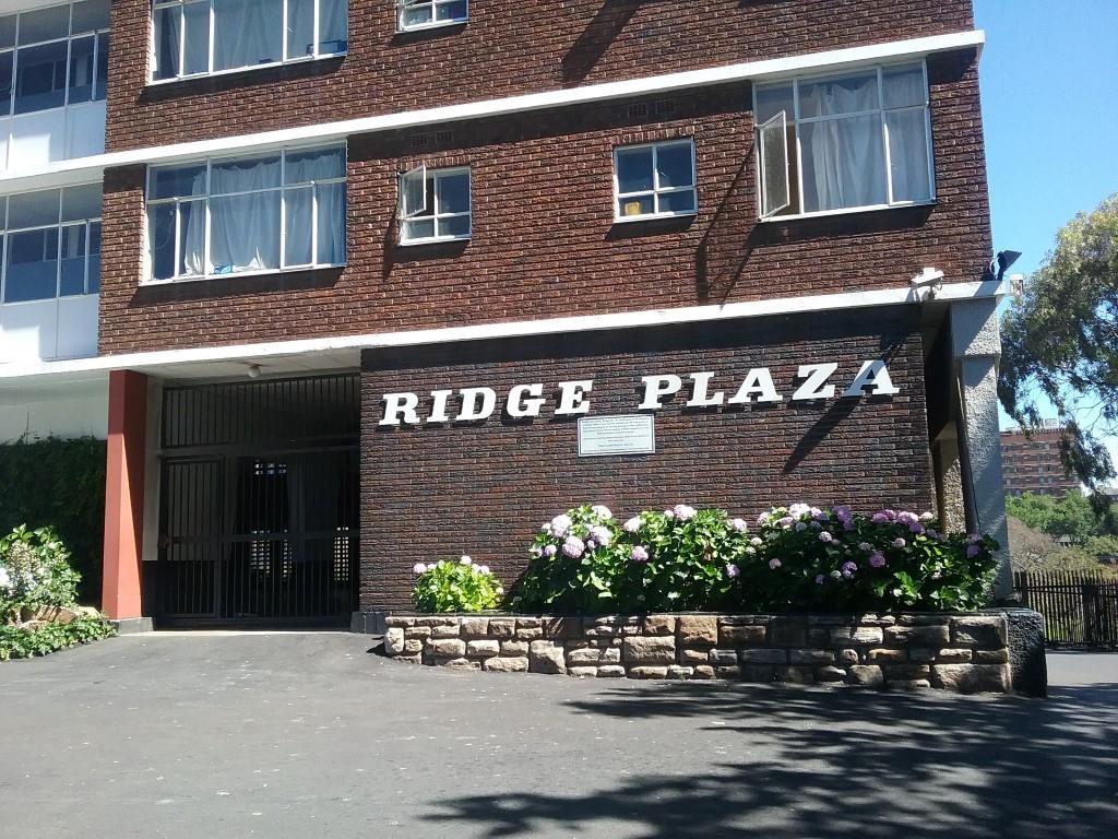 Room in Ridge Plaza