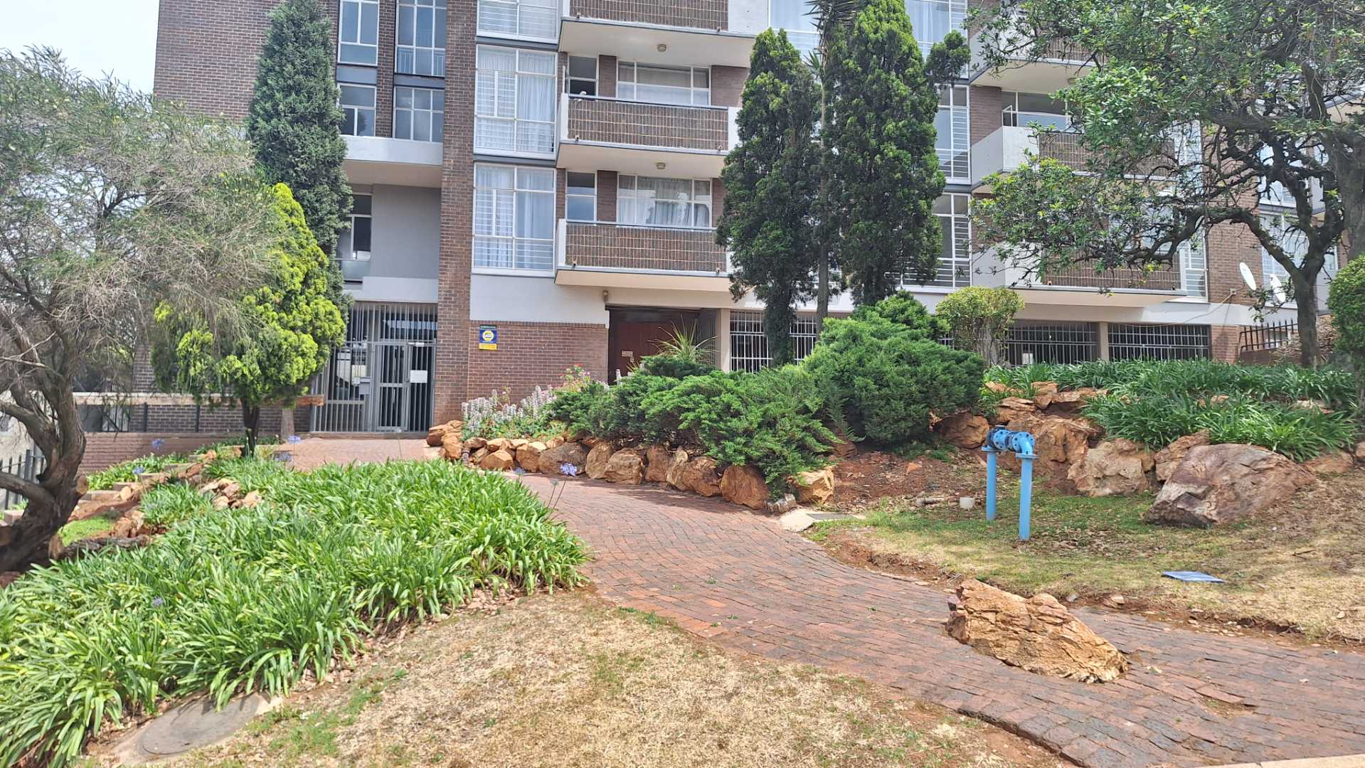 property-image