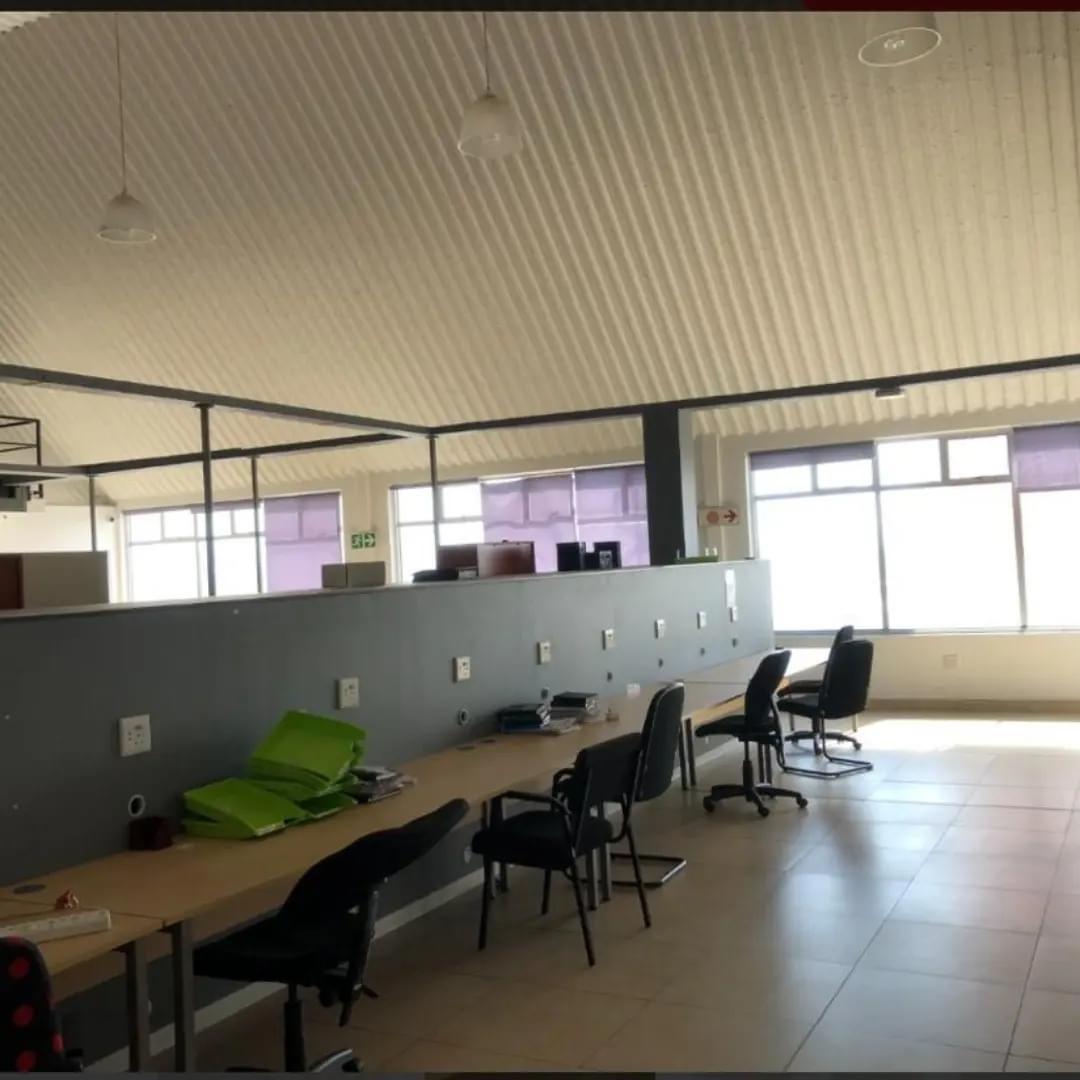 To Rent Office in Suiderhof with 20 offices, kitchen, and parking