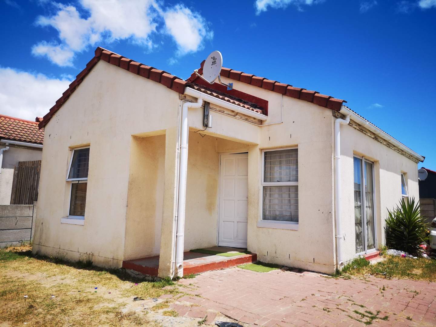 Broadlands Village properties for sale