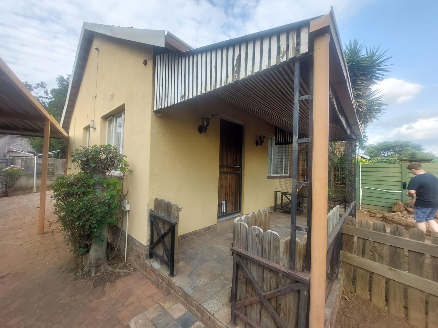 Brackendowns Property property and houses to rent in Brackendowns