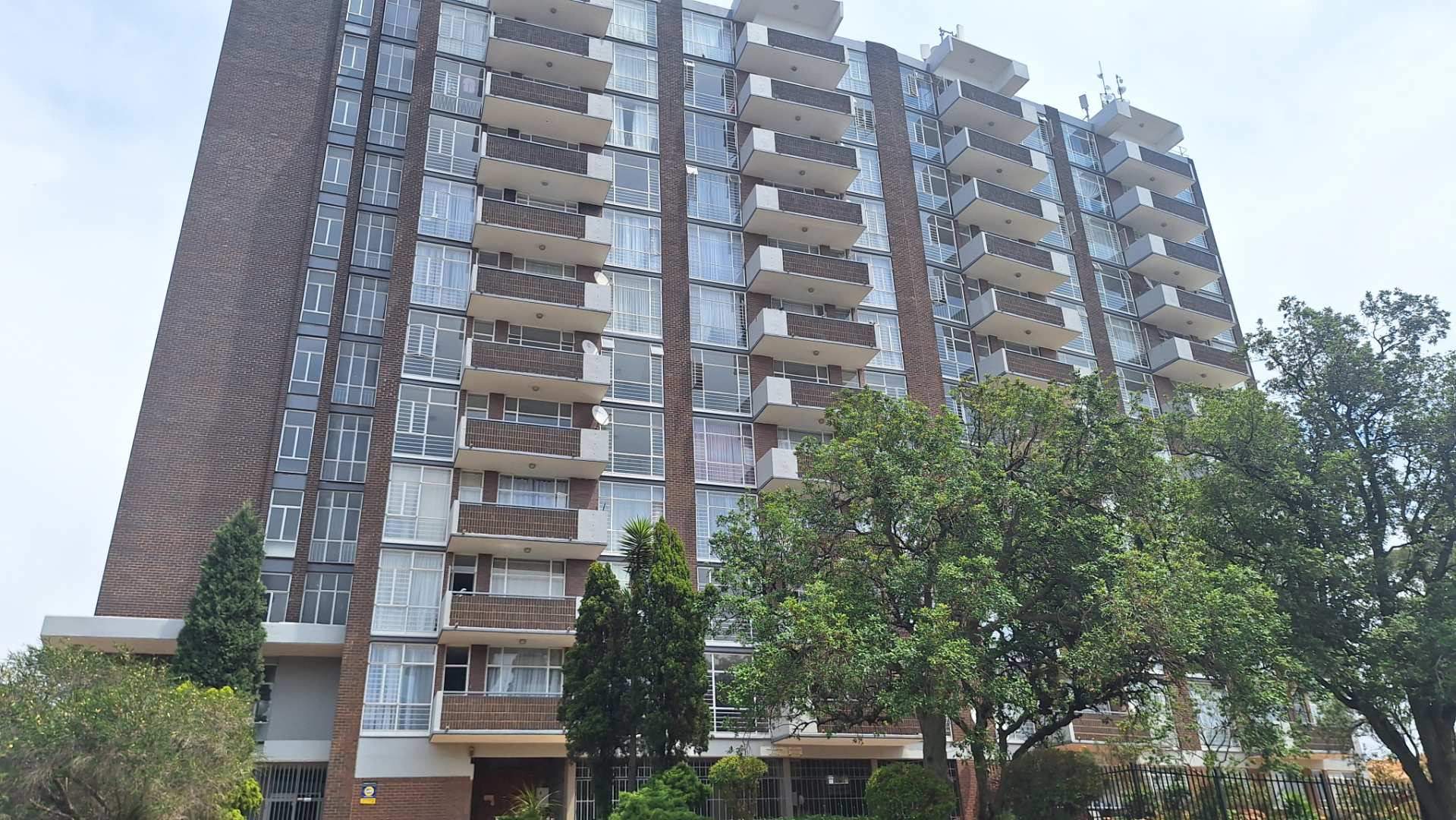 property-image