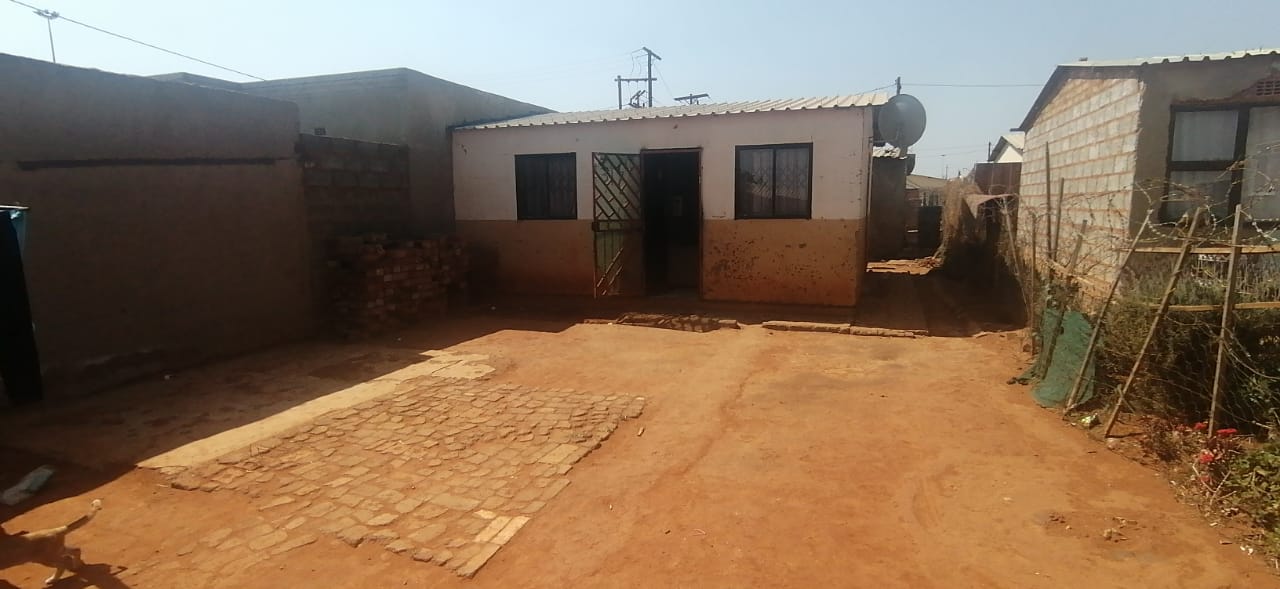 1 Bedroom House For Sale in Tsakane Ext 16 2197795 MyProperty