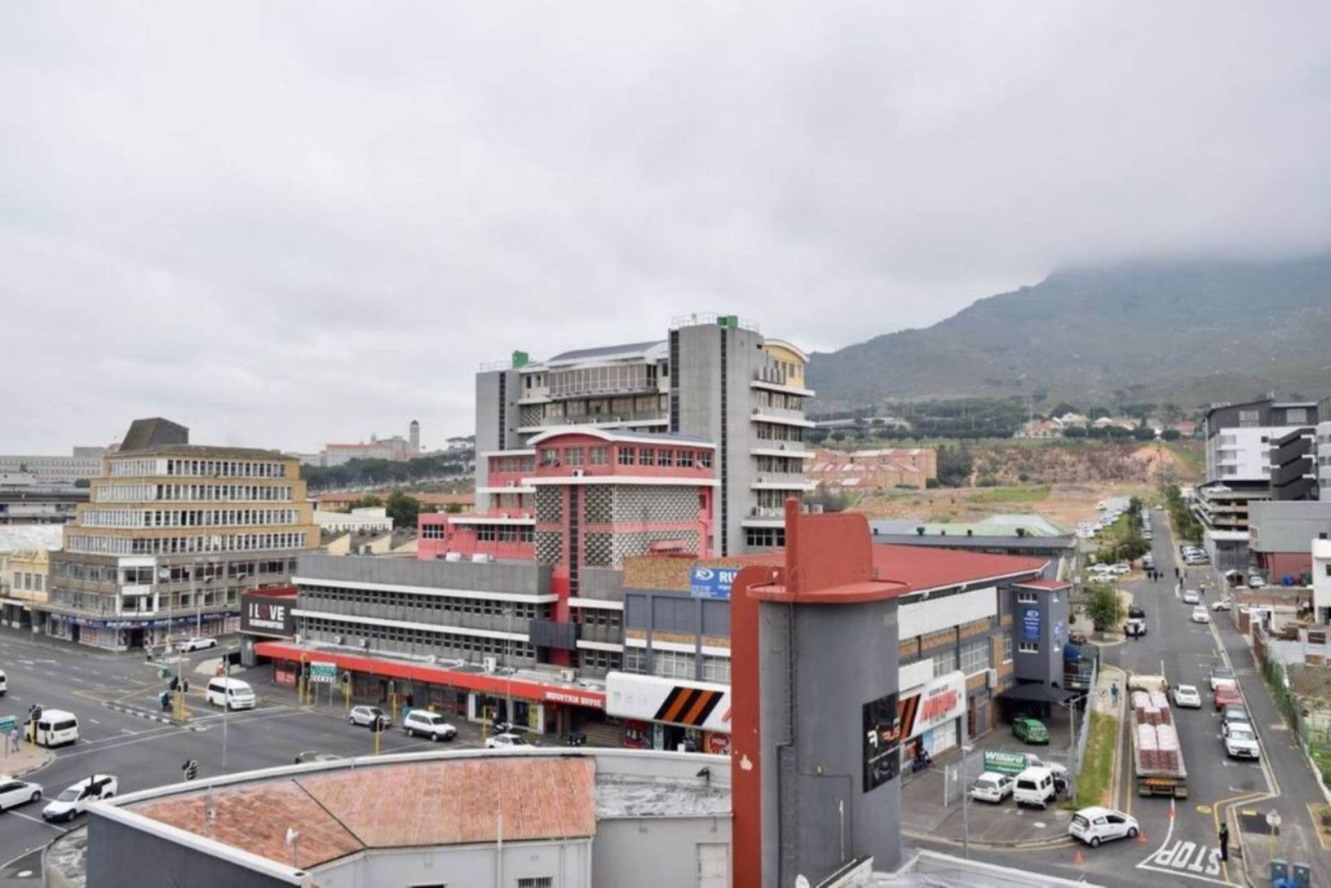 Salt River Apartment For Sale in SALT RIVER, CAPE TOWN for sale in