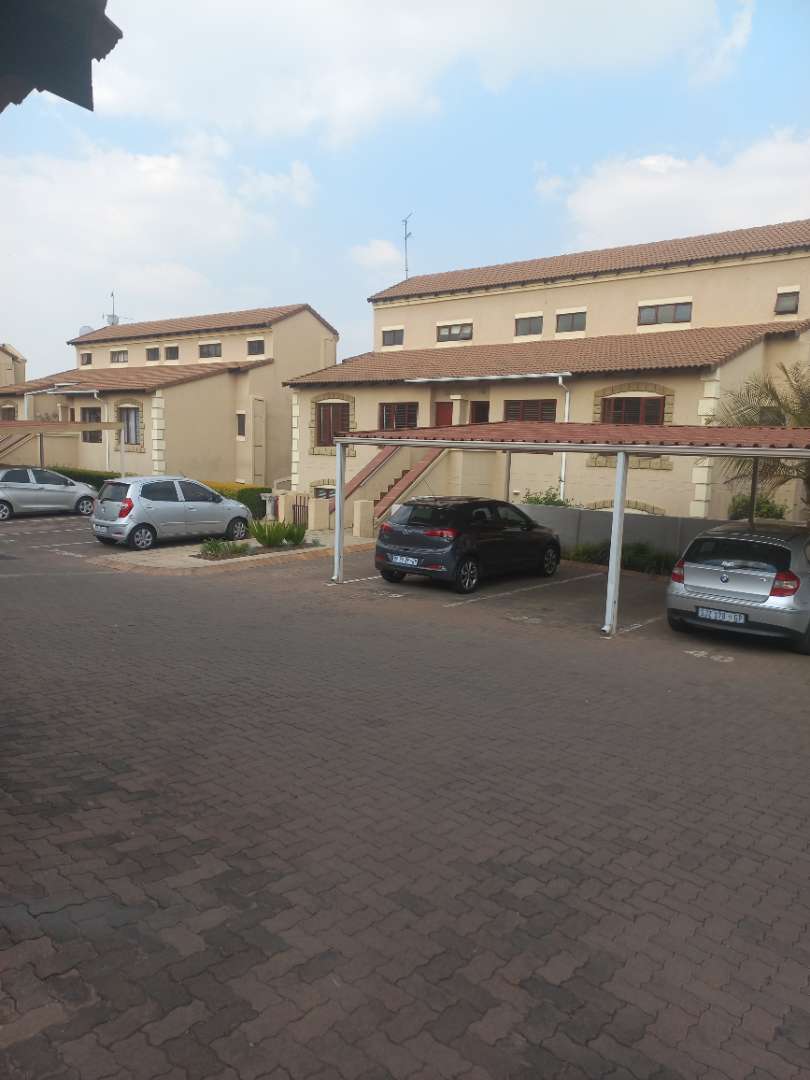 Property and houses for sale and rent in Sandringham, Johannesburg