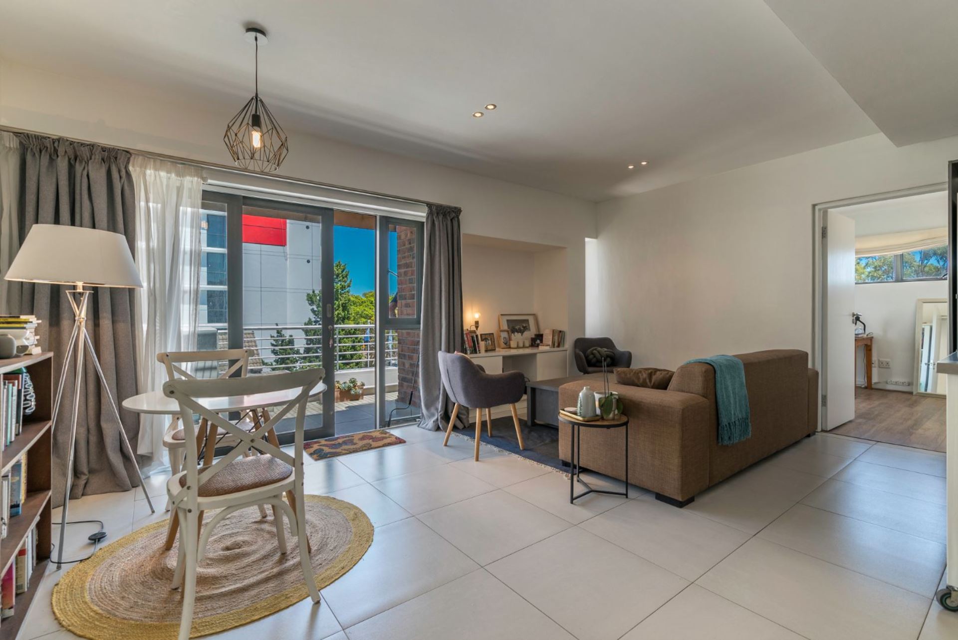 Green Point Apartment For Sale in Green Point, Cape Town for sale in