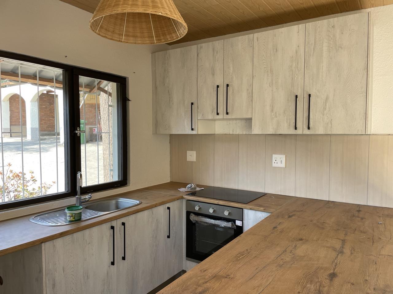 1 Bedroom Apartment in Luxury Hill To Rent N8,000/month 2268203