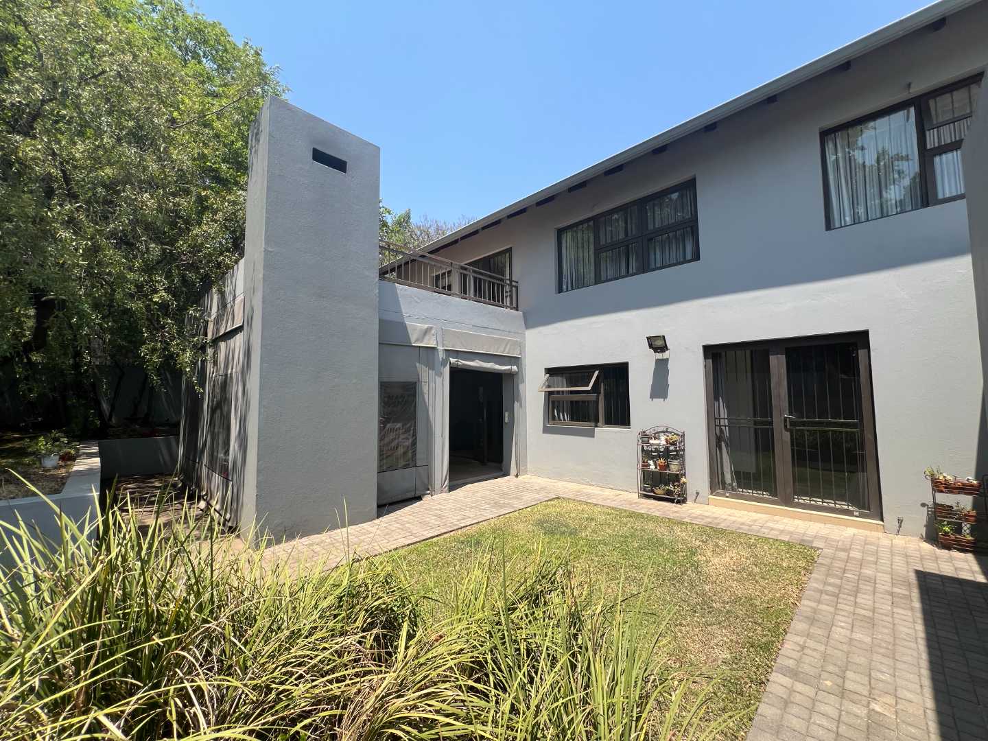 Brooklyn Cluster For Sale Secure community, spacious living, large