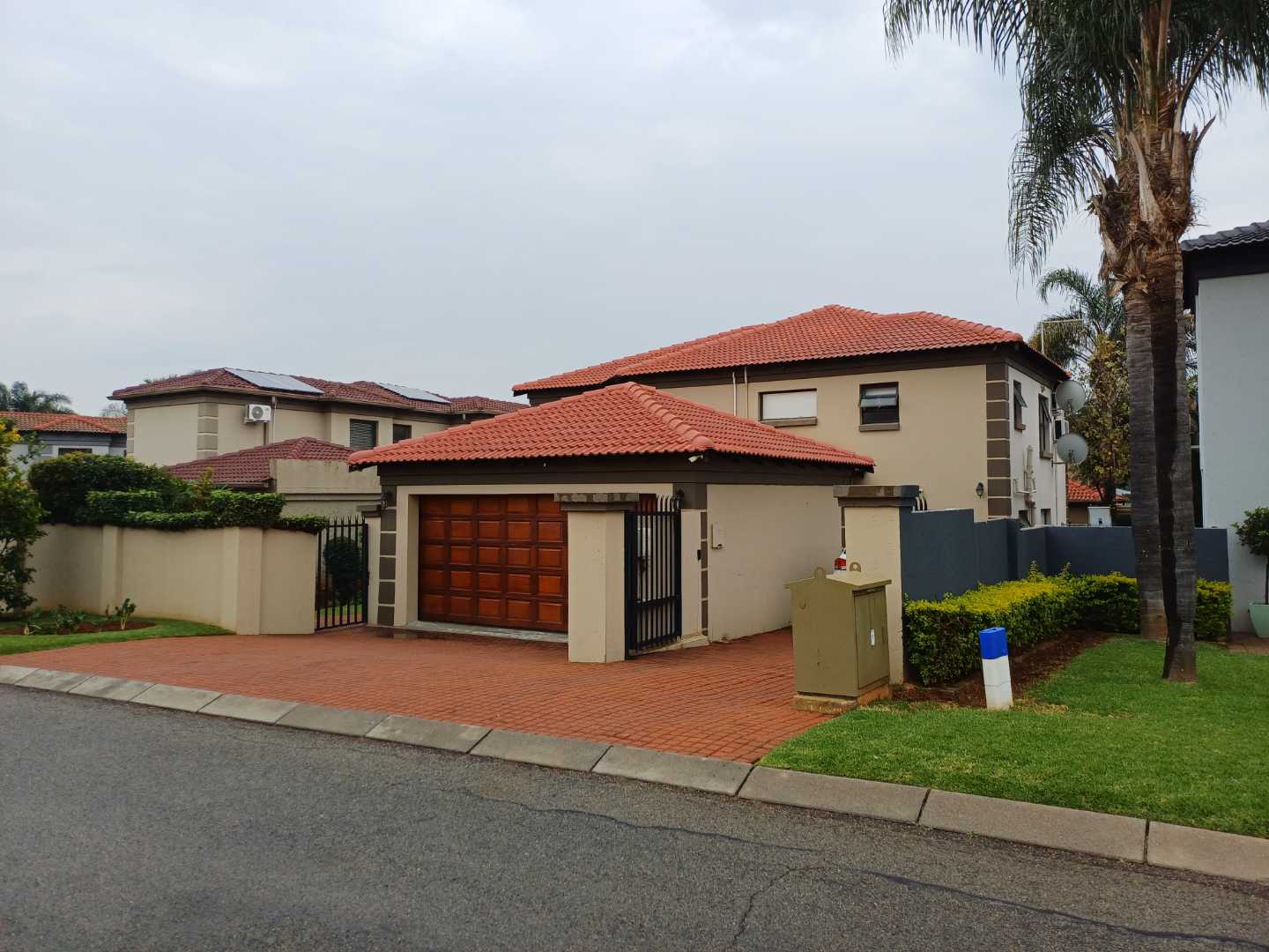 property-image