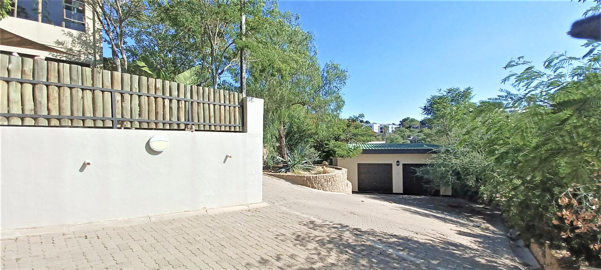 Eros Park Gem Spacious house with pool, flat & stunning views for sale