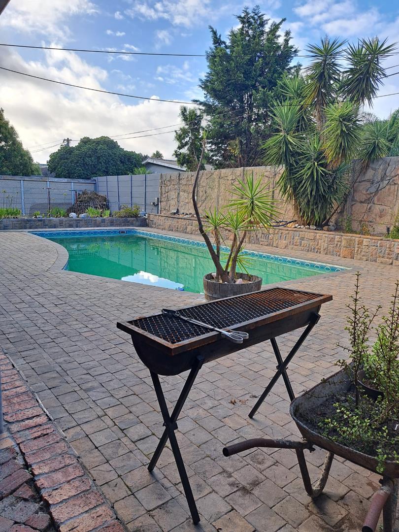 3 Bedroom House in St Dumas For Sale R2,295,000 2238606