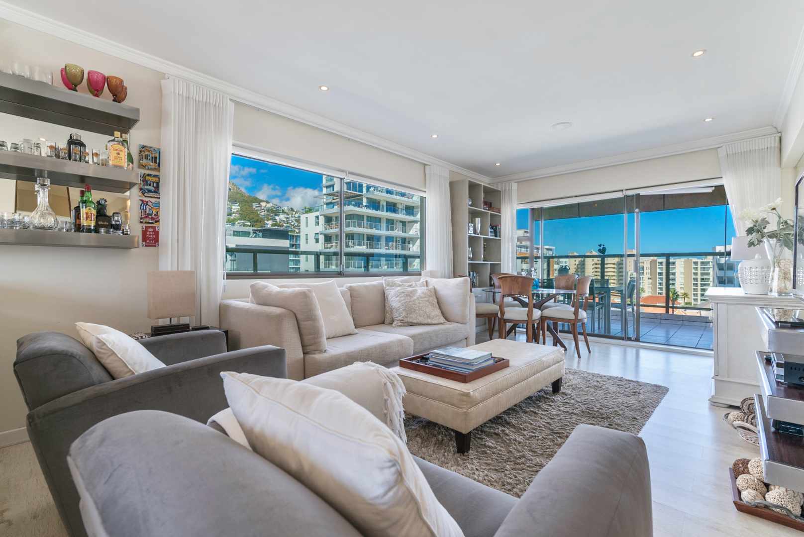 Sea Point Apartment For Sale in Sea Point, Cape Town was listed for
