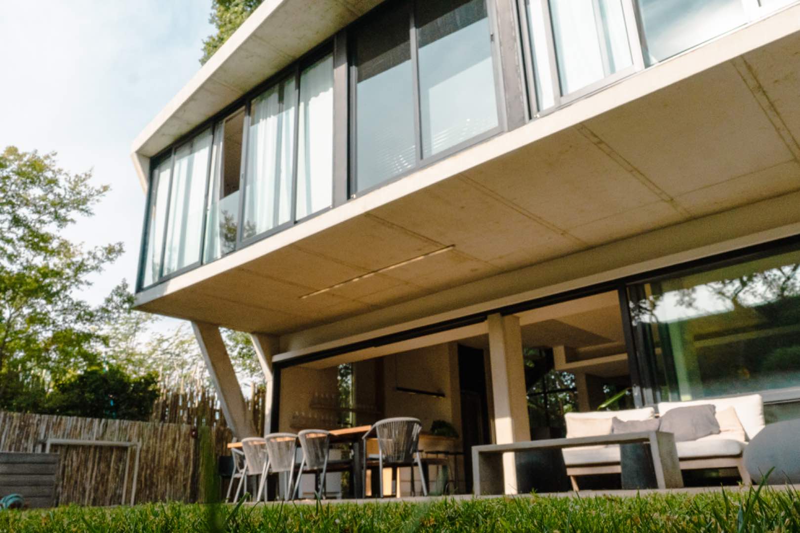 Hyde Park Townhouse For Sale Elevator, pool, private garden, 4 parking