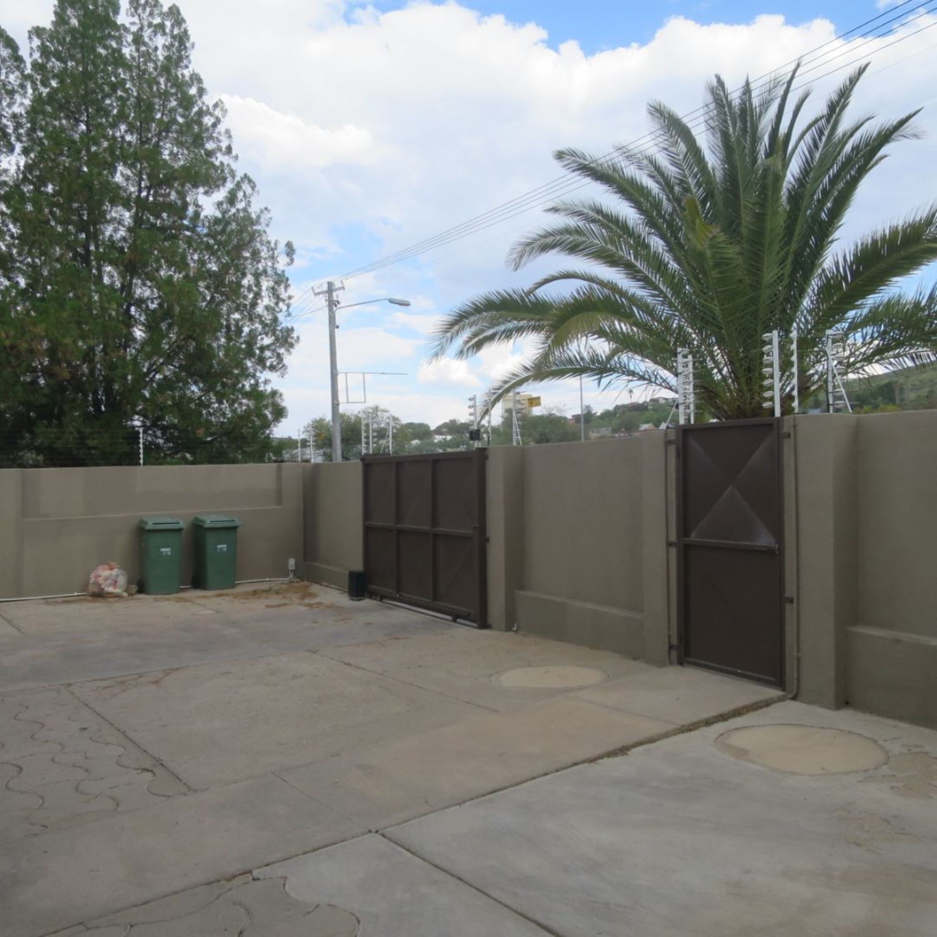 Spacious House For Sale in Klein Windhoek with Endless Potential