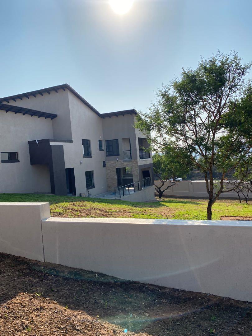 Nelspruit House For Sale in Drum Rock, Nelspruit was listed for R3