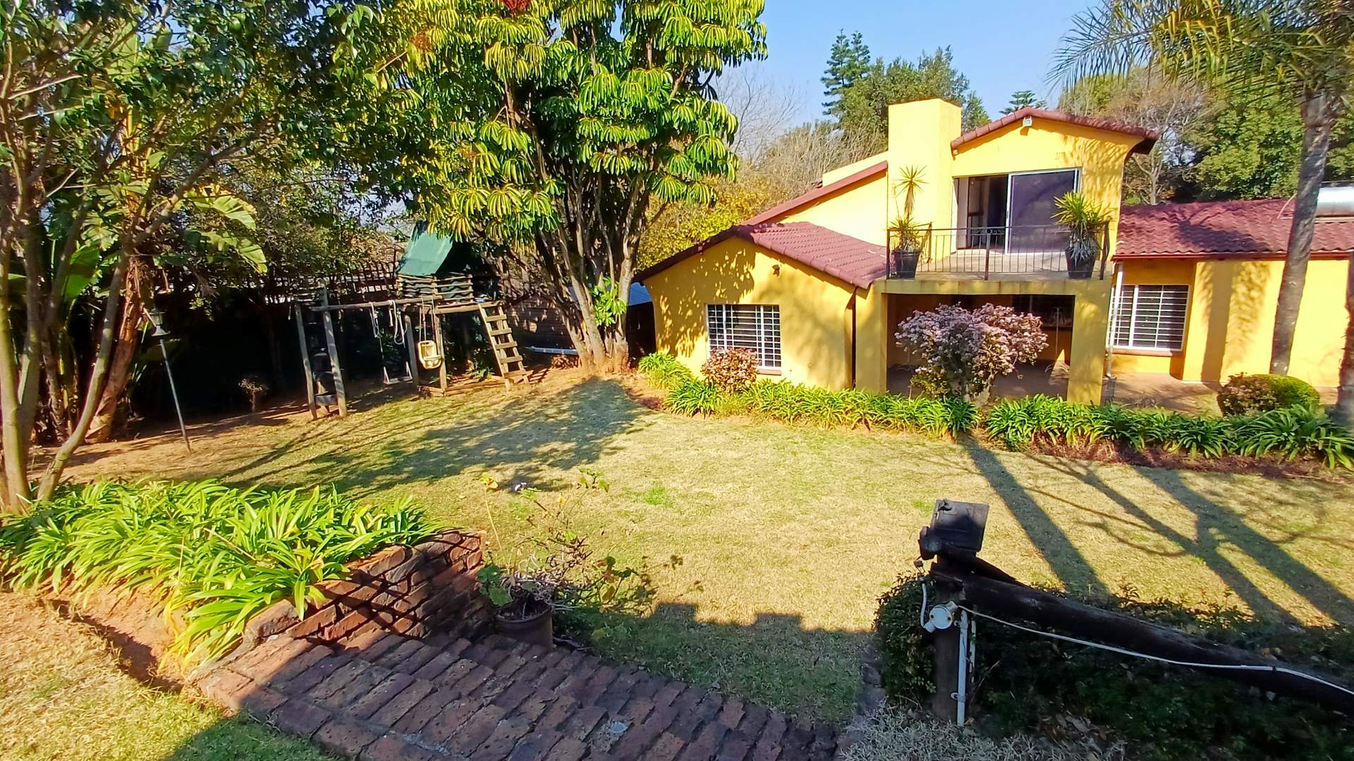 property-image