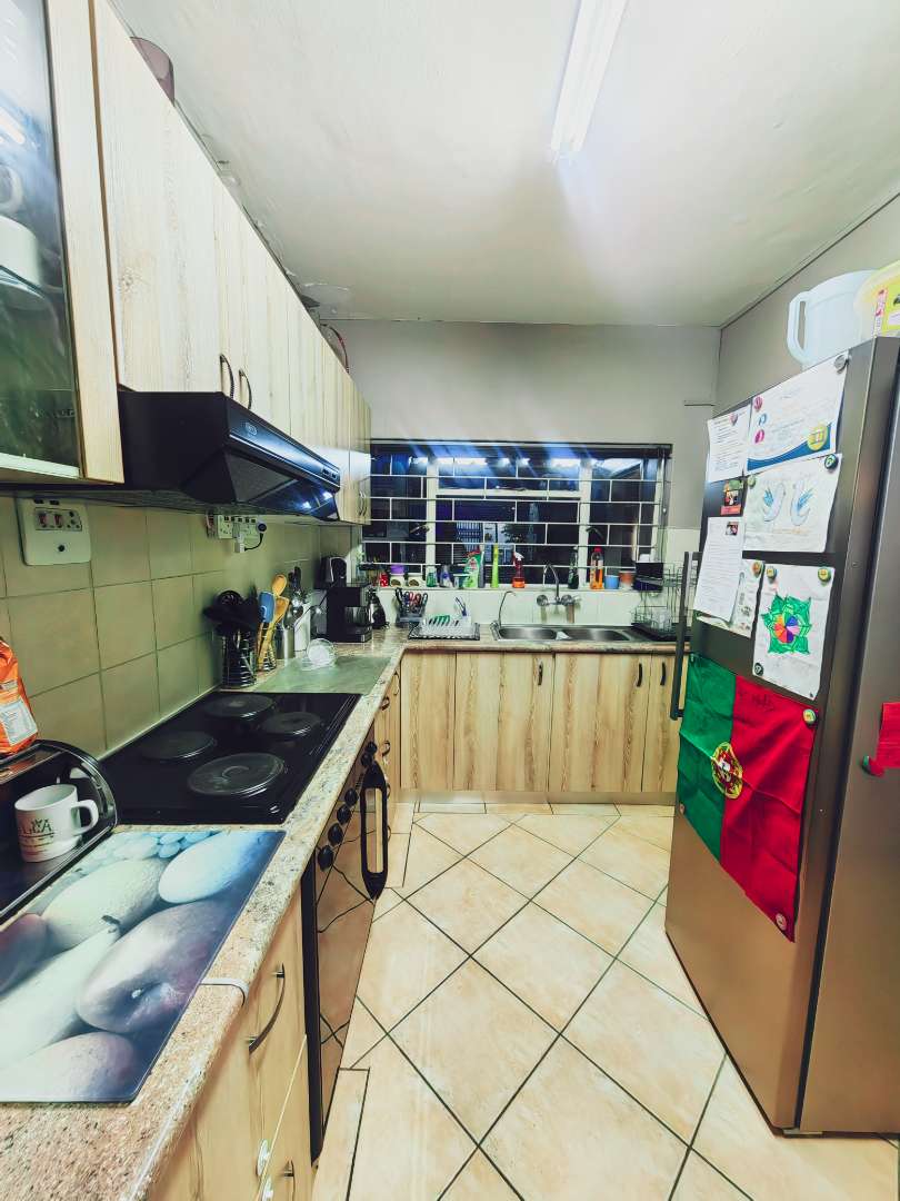 For Sale Suiderhof Townhouse with pool, garage, and petfriendly