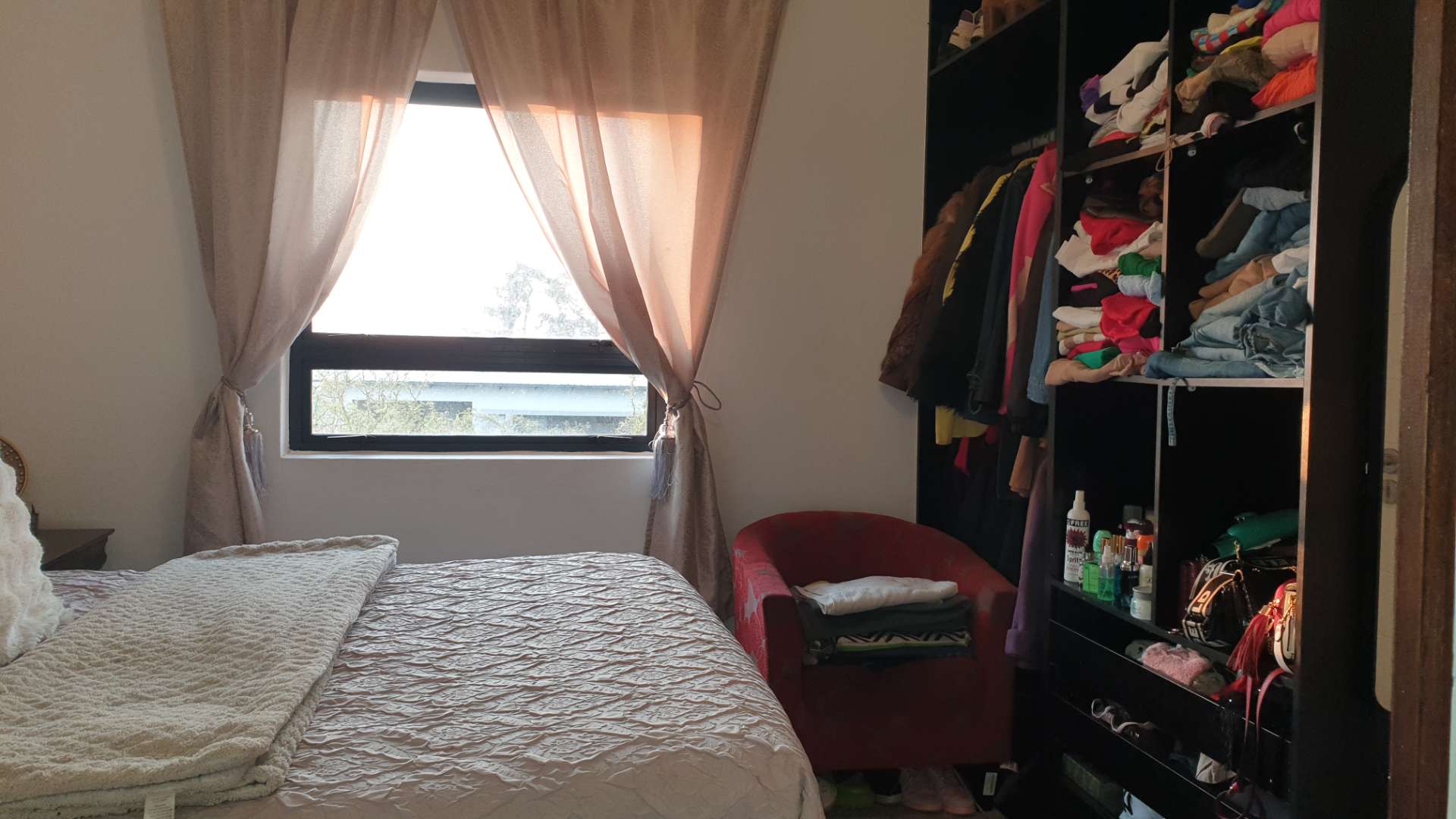 property-image