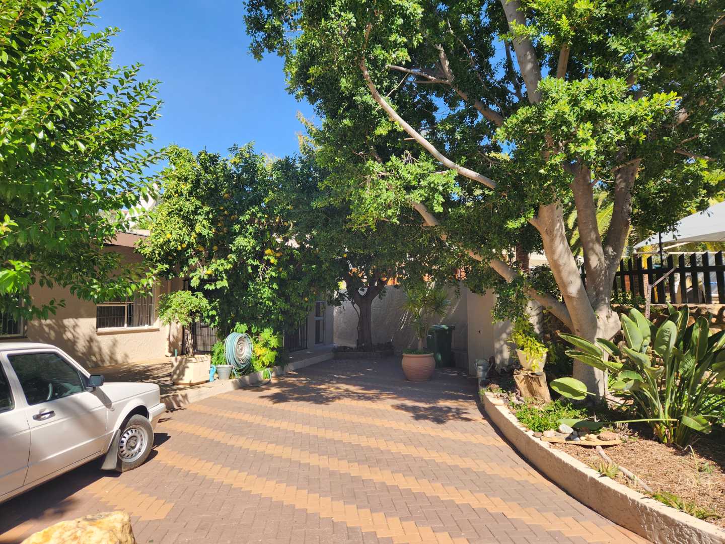 Citrus Lover's Dream House for Sale in Eros Park 2156593 MyProperty