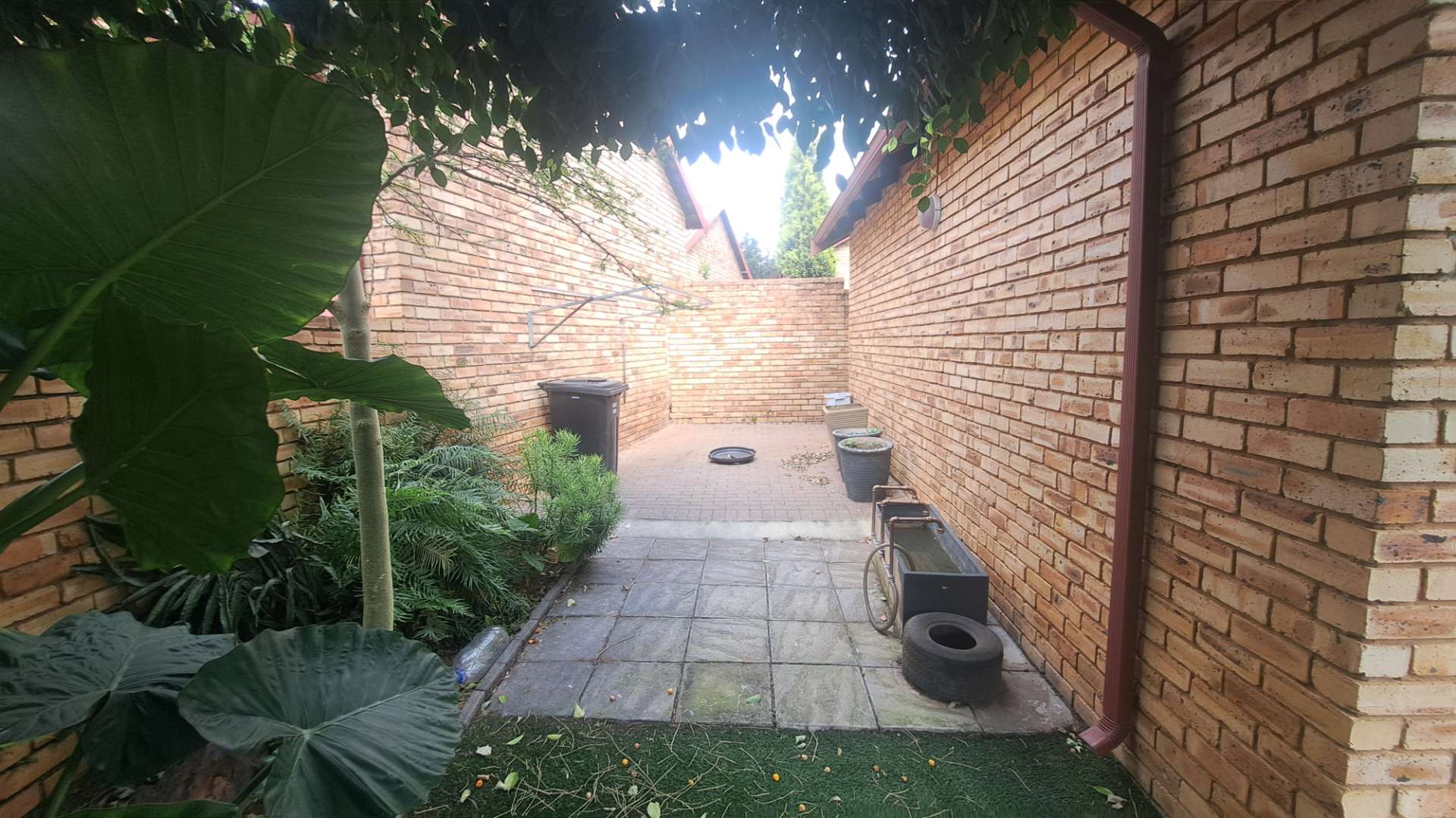 property-image