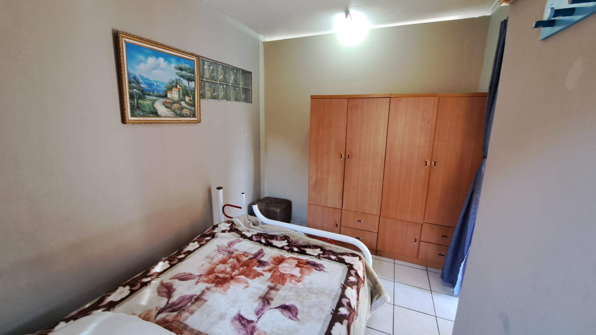 property-image