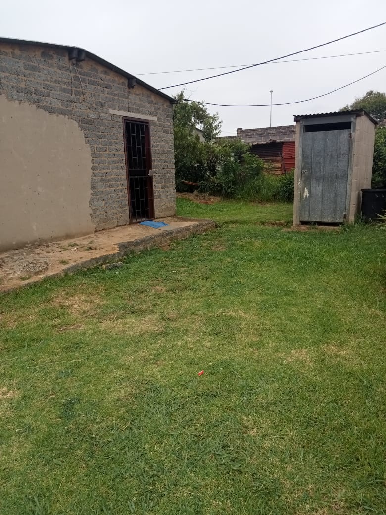 Etwatwa Property property and houses for sale in Etwatwa, Benoni