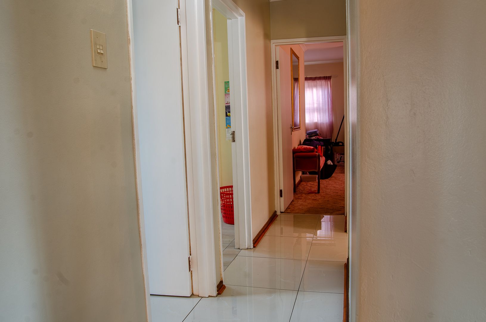 For Sale Hillside House with 3 bedrooms, flatlet, double garage, and