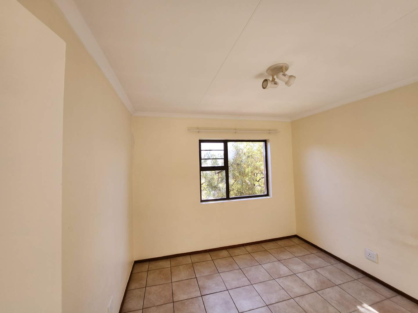 property image property-image