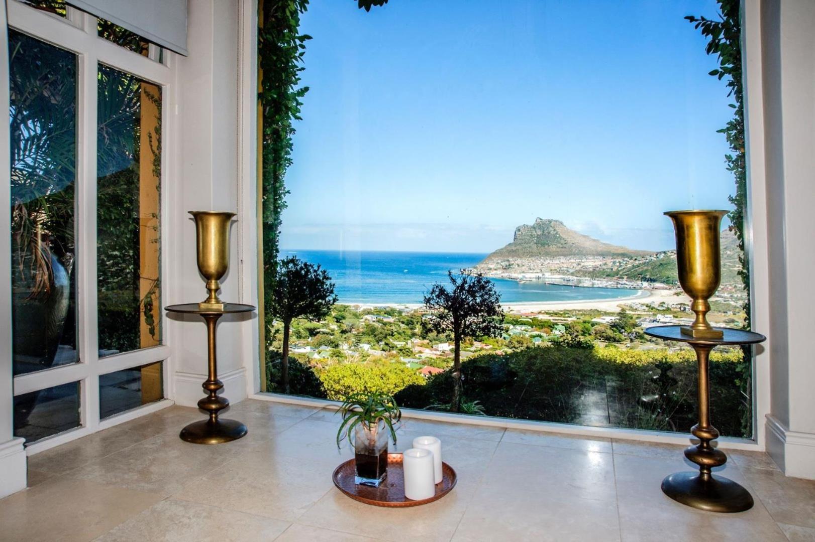 5 Bedroom House in Scott Estate For Sale R11,500,000 1406189