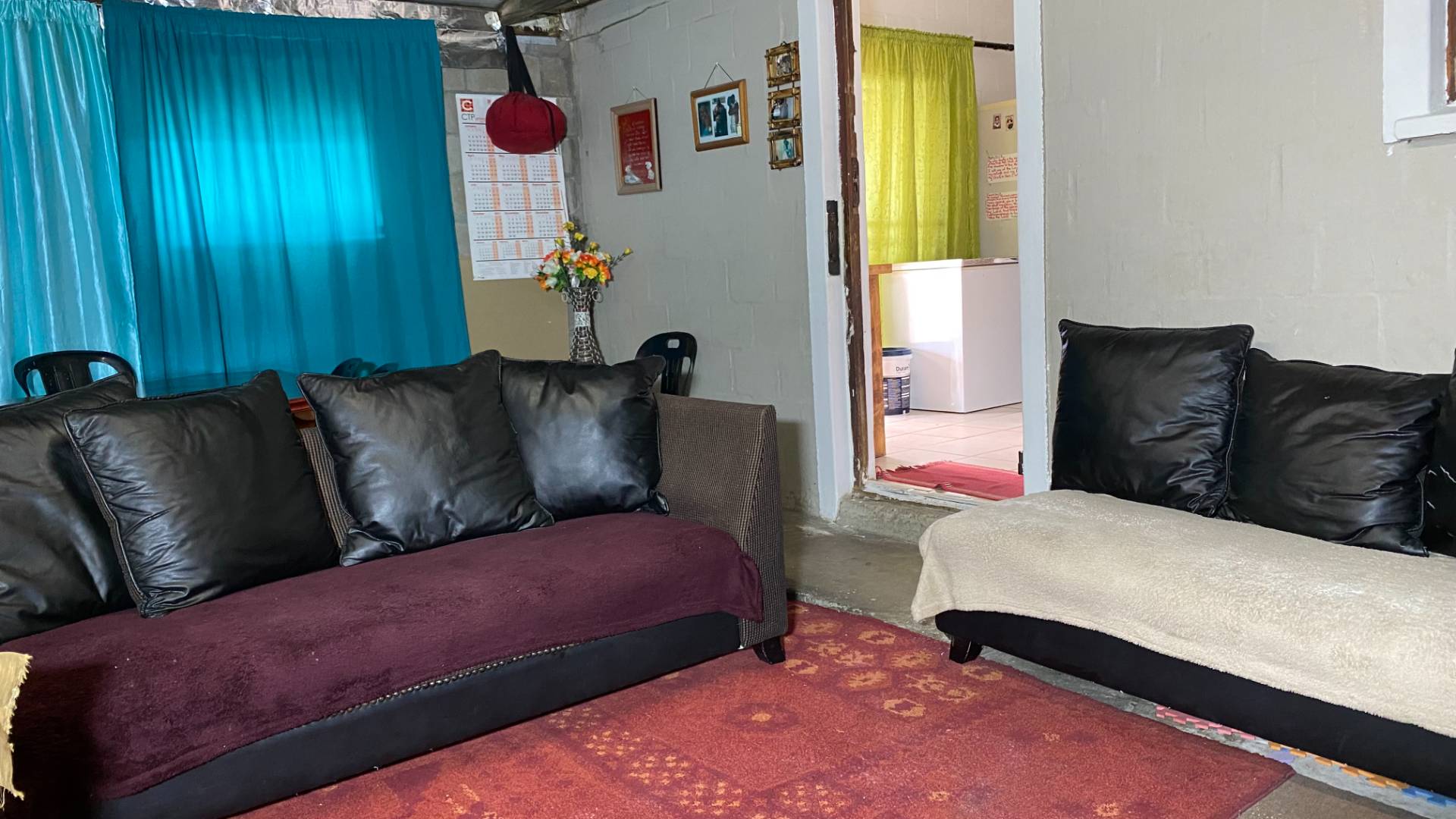 3 Bedroom House in Roosendal, Delft Pending Sale for R 580,000 2021462