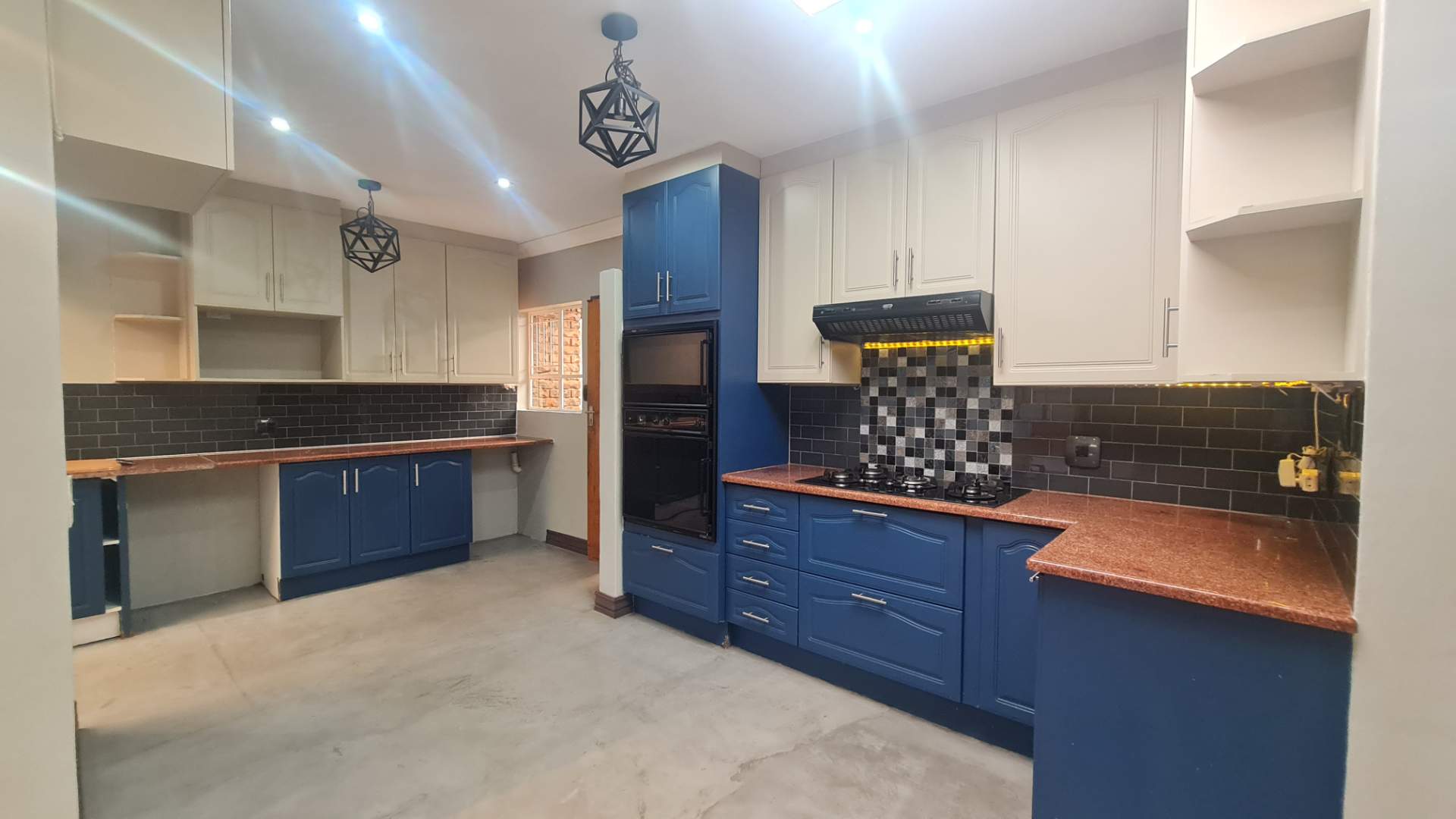 3 Bedroom House in Faerie Glen To Rent R20,000/month 2134353