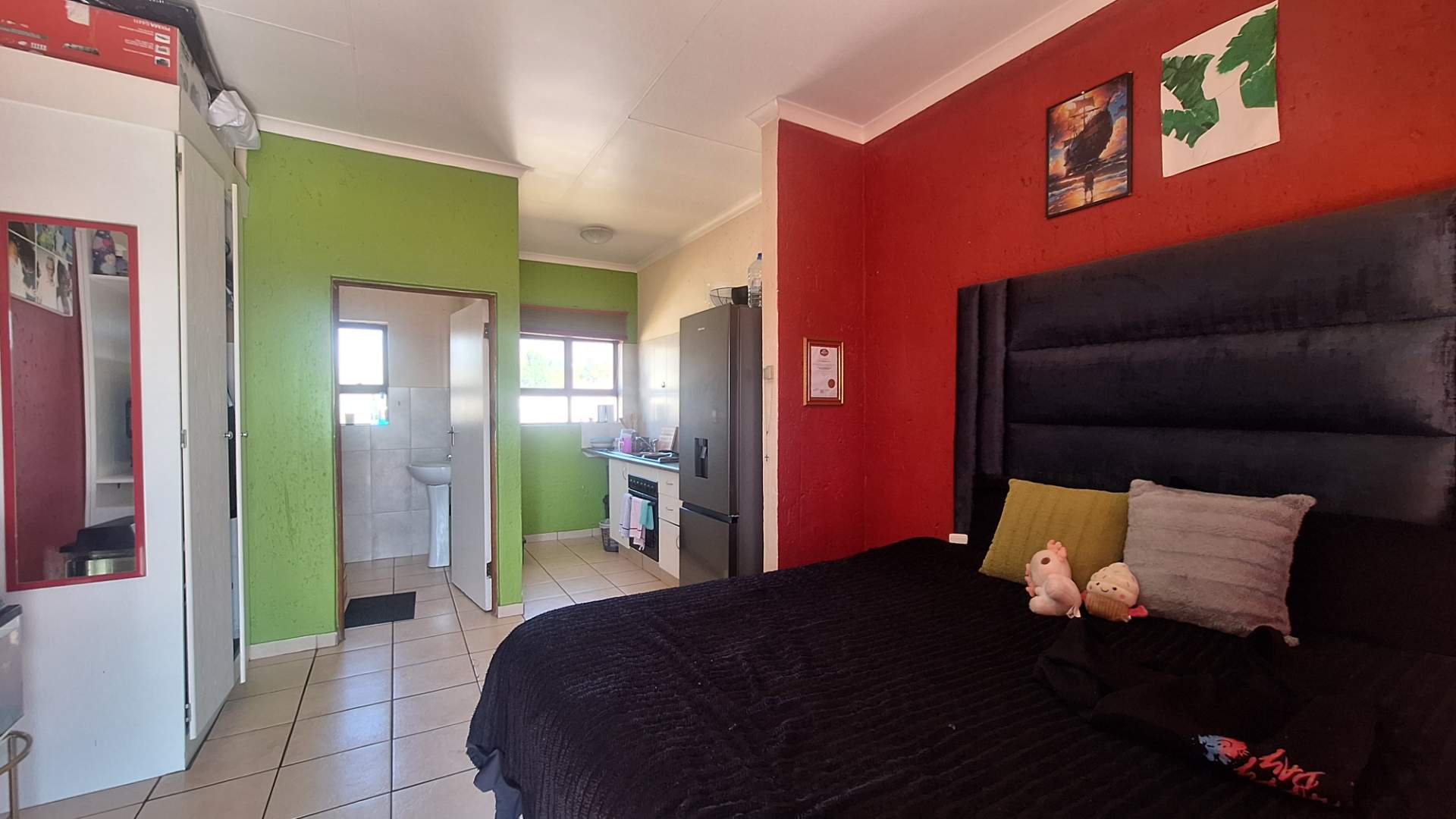 property-image